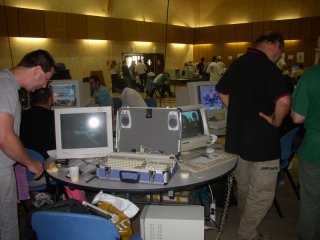 un Amiga1200 dans une valise